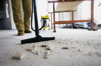 Как быстро убрать помещения после ремонтных работ?